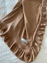 Load image into Gallery viewer, Camel waffle knit