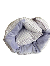 Load image into Gallery viewer, Lavender &white napmat