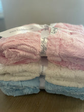 Load image into Gallery viewer, Classic collection