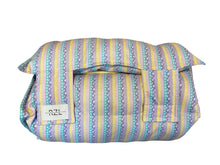 Load image into Gallery viewer, Girly pop with yellow napmat
