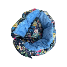 Load image into Gallery viewer, Navy Floral
